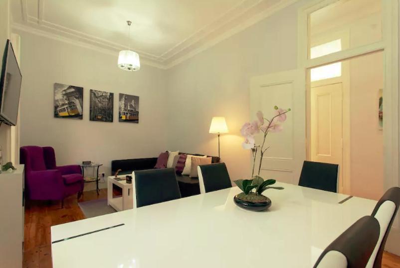 Tradicional Charm House Lisbon Apartment ภายนอก รูปภาพ