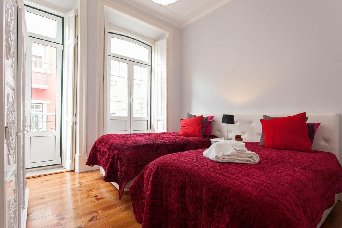Tradicional Charm House Lisbon Apartment ภายนอก รูปภาพ